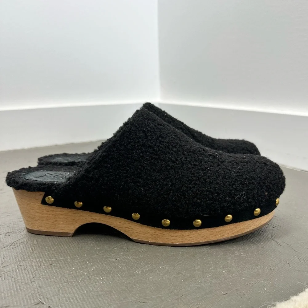 ⛔️SOLD⛔️J. Crew Black Sherpa Wooden Clogs Round Toe Mules Slip ons Size 8.5 - Picture 1 of 9